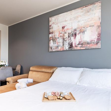 Free Parking In Luxury Suite With City View - Steps To Brignole Train Station เจนัว ภายนอก รูปภาพ