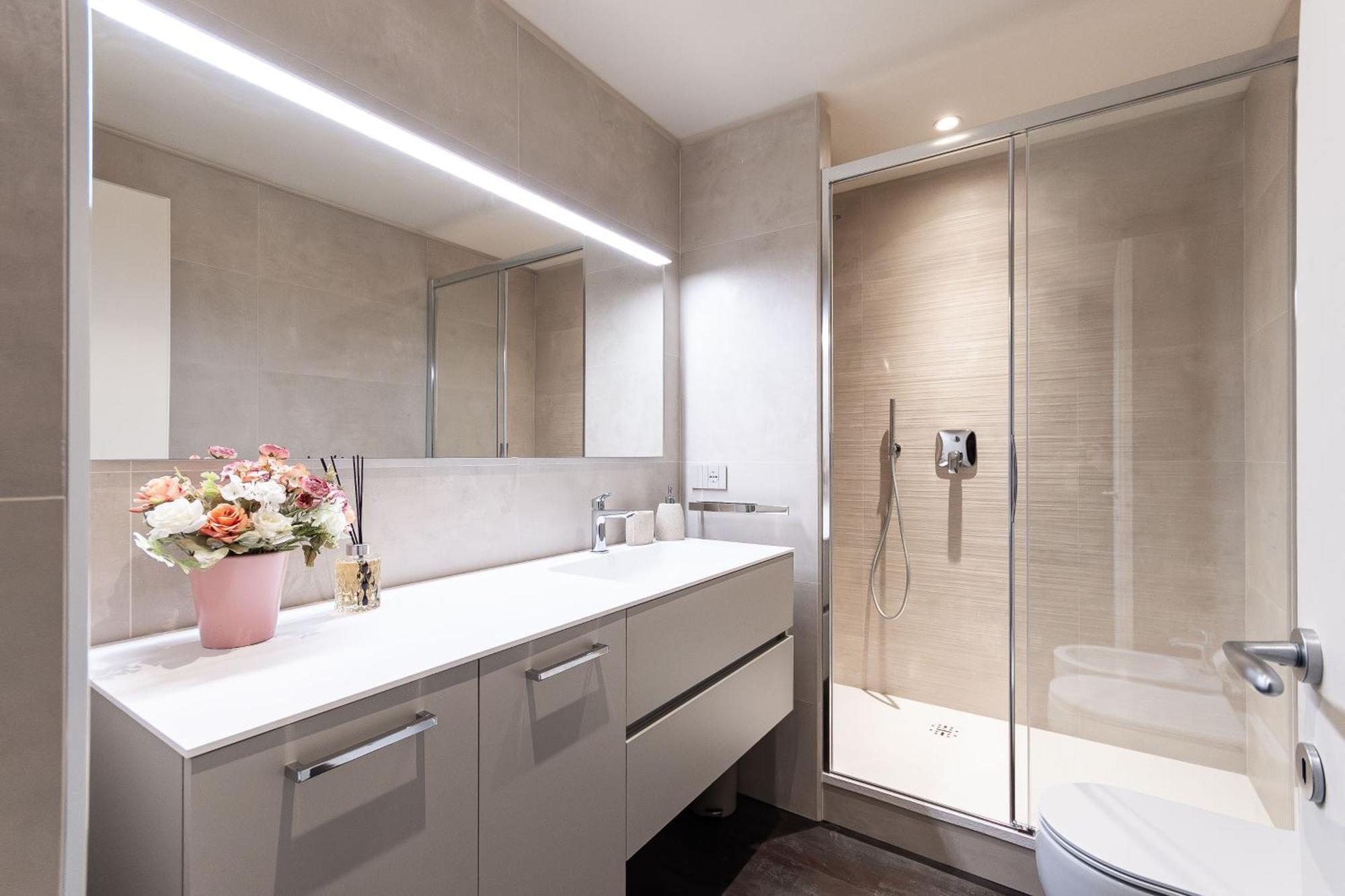 Free Parking In Luxury Suite With City View - Steps To Brignole Train Station เจนัว ภายนอก รูปภาพ