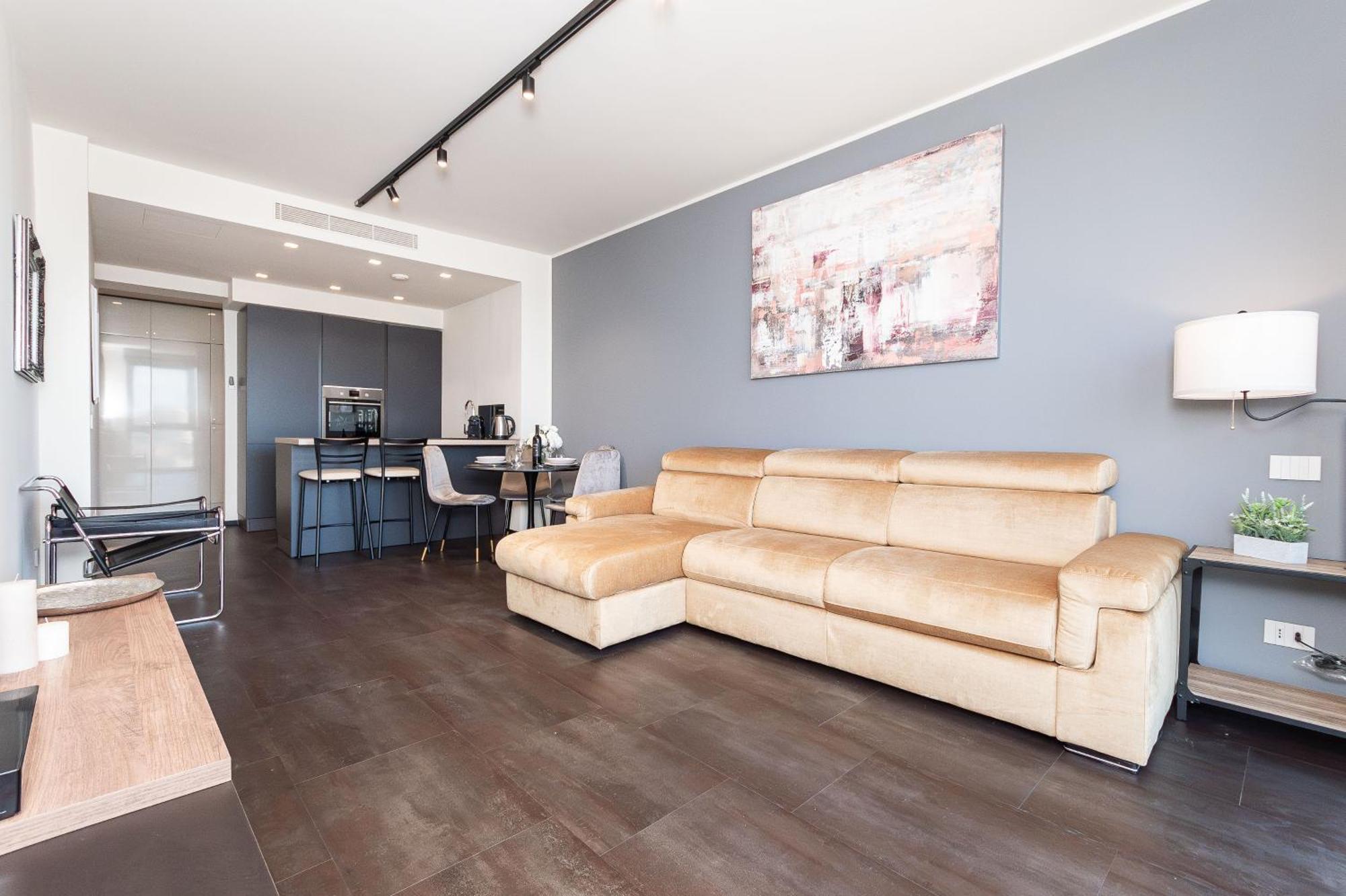 Free Parking In Luxury Suite With City View - Steps To Brignole Train Station เจนัว ภายนอก รูปภาพ