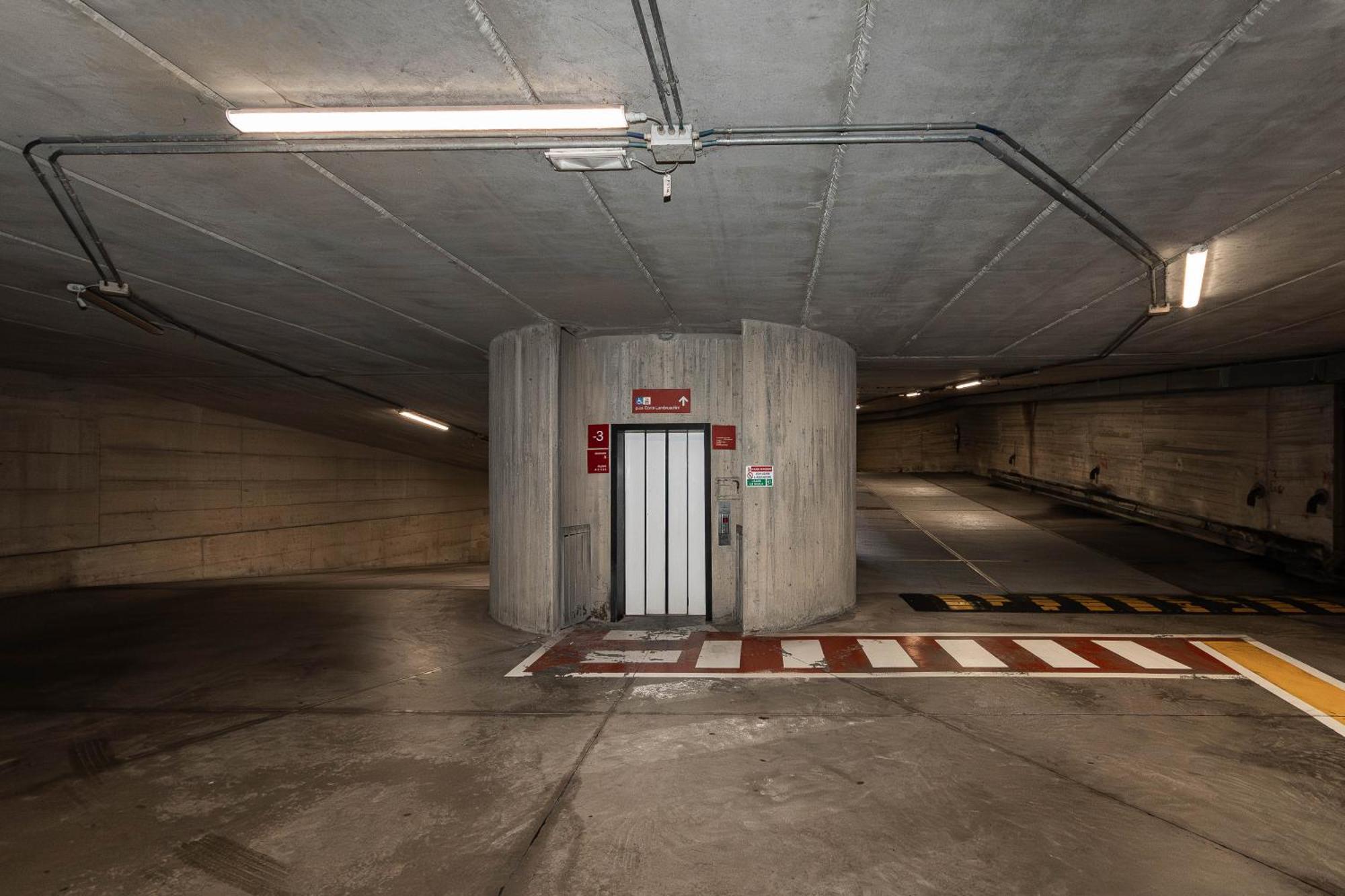 Free Parking In Luxury Suite With City View - Steps To Brignole Train Station เจนัว ภายนอก รูปภาพ