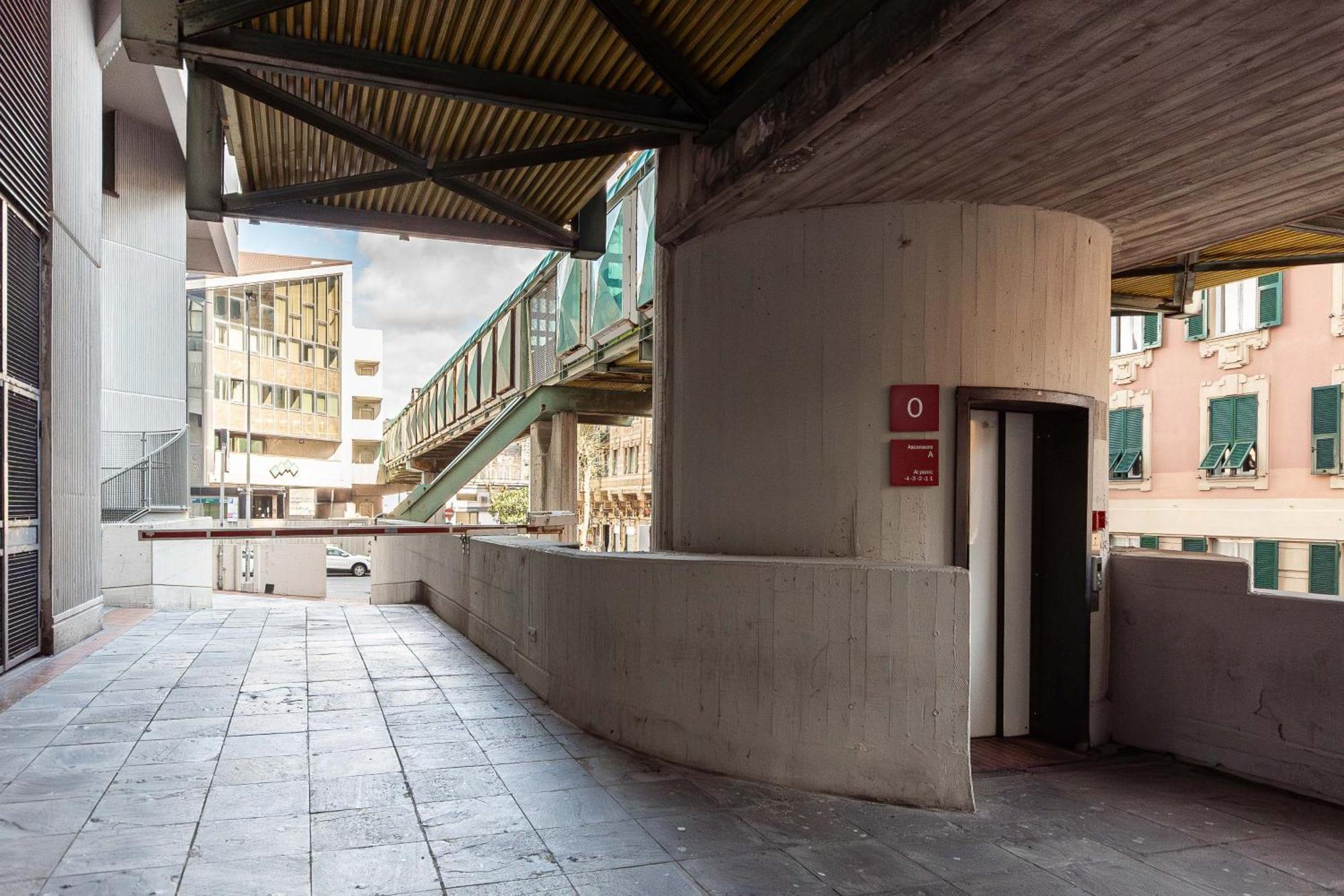 Free Parking In Luxury Suite With City View - Steps To Brignole Train Station เจนัว ภายนอก รูปภาพ