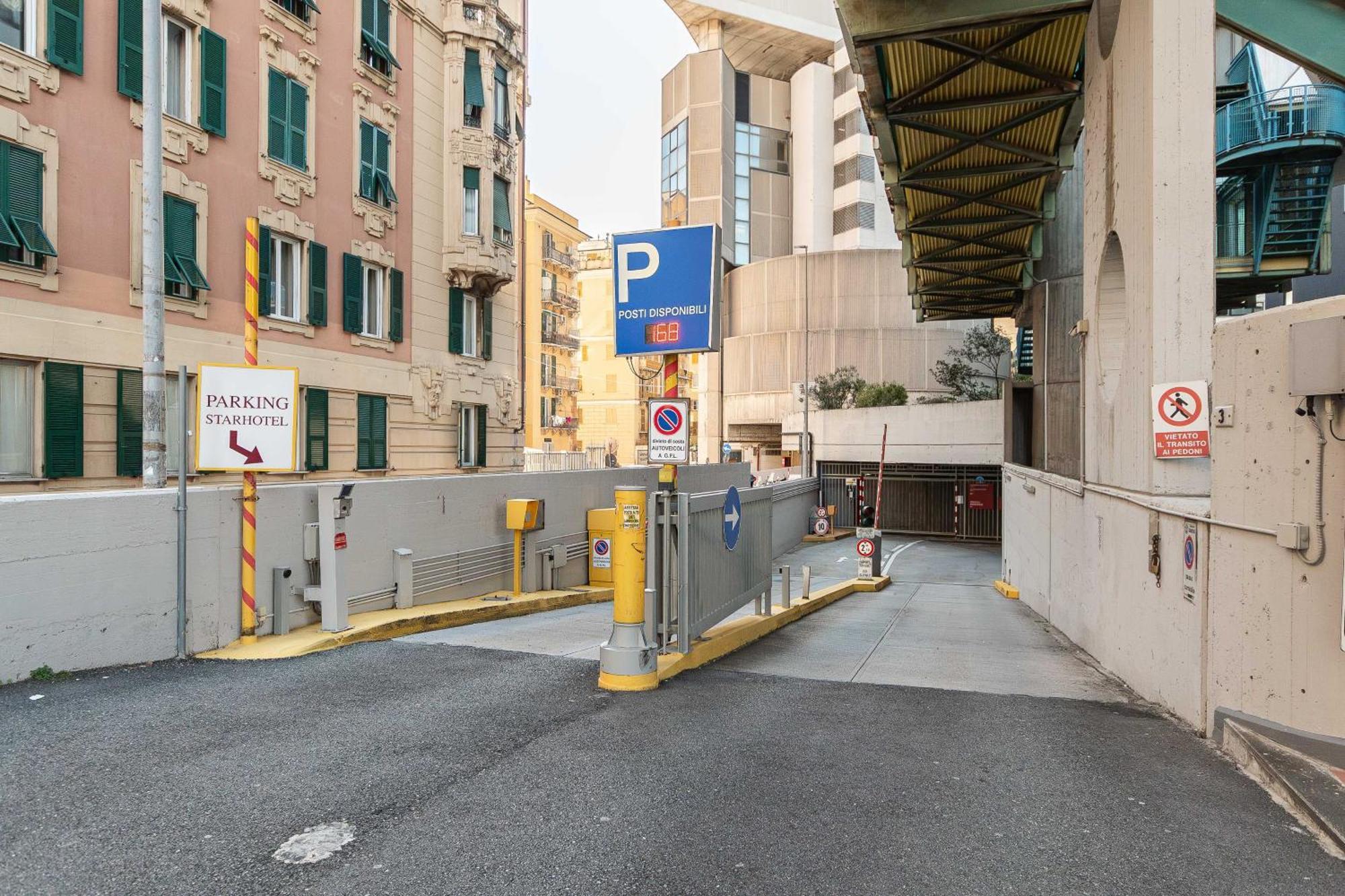 Free Parking In Luxury Suite With City View - Steps To Brignole Train Station เจนัว ภายนอก รูปภาพ